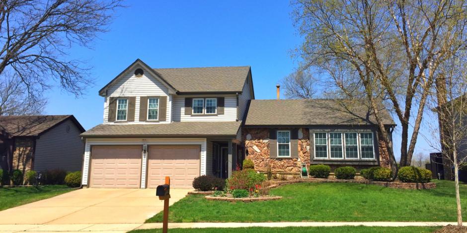 suburban house in spring in illinois suburban house in spring in illinois